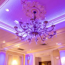 Gable Ballroom at The Inn at New Hyde Park. Ideal for weddings, corporate events, conferences, Sweet 16's, Bat Mitzvah's, birthday parties, and more!