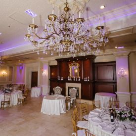 Gable Ballroom at The Inn at New Hyde Park. Ideal for weddings, corporate events, conferences, Sweet 16's, Bat Mitzvah's, birthday parties, and more!